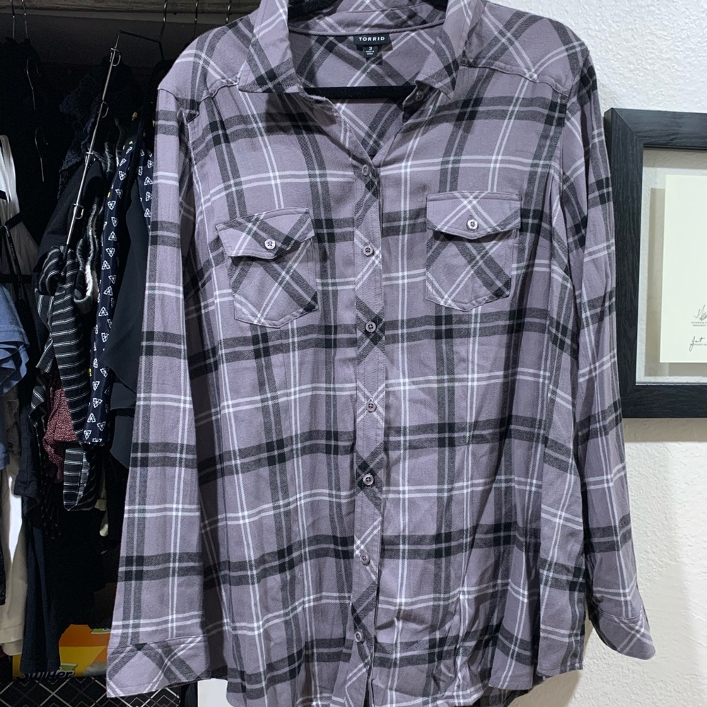 Torrid - Plaid Button-down top (3/3x)